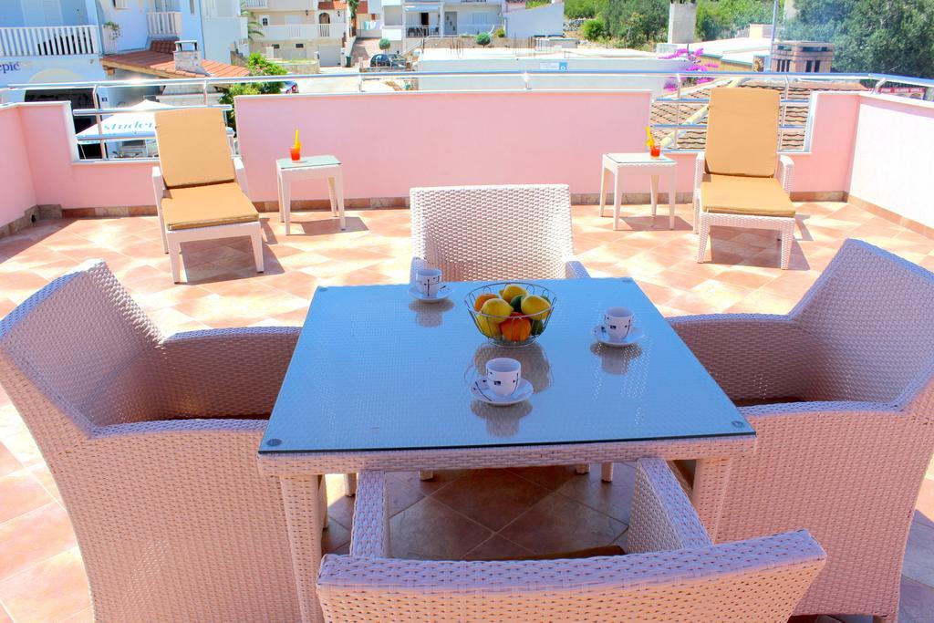 Apartments Stepic Trogir Room photo